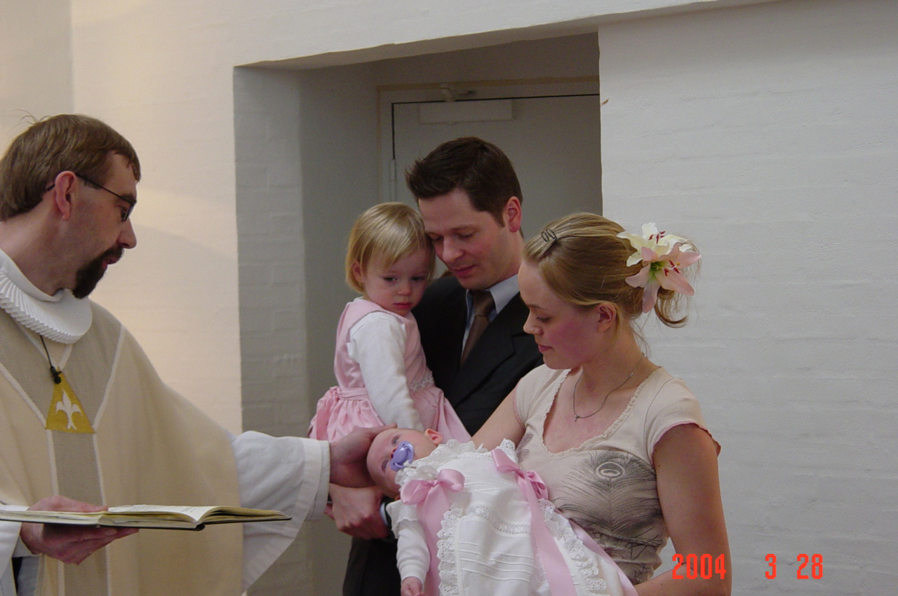 Hannahs dåb i Johanneskirken 28.3.2004