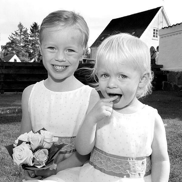Caroline og Hannah 10.9.2005